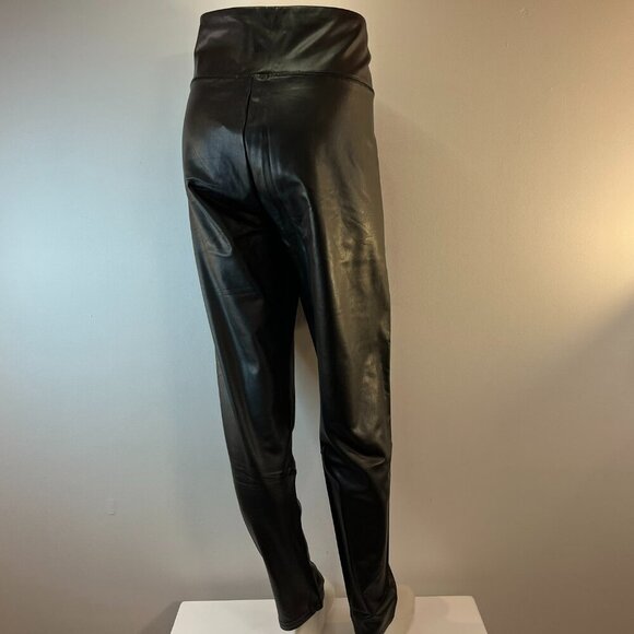 7 For All Mankind Women's Black Vegan Leather Leggings - Size 3X - NWT - Picture 5 of 5